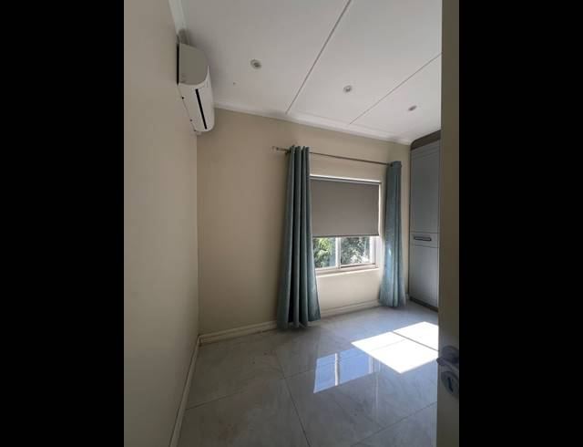 2 BEDROOM APARTMENT TO LET IN ESSENWOOD